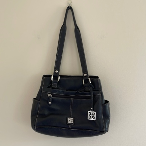 Giani Bernini Handbags - Giani Bernini Black Shoulder Purse!